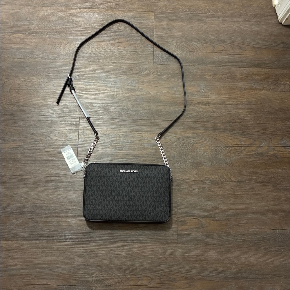 Michael Kors LG EW Crossbody Brand New